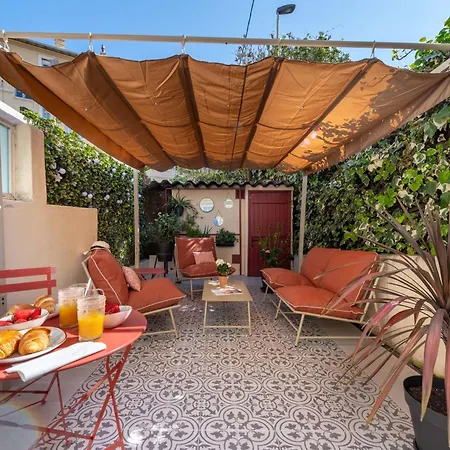 Apartman With Garden Centre