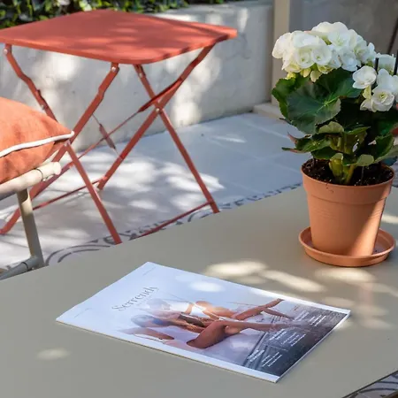 Apartman With Garden Centre *