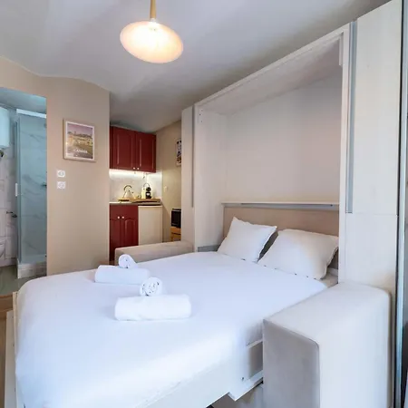 Apartman With Garden Centre